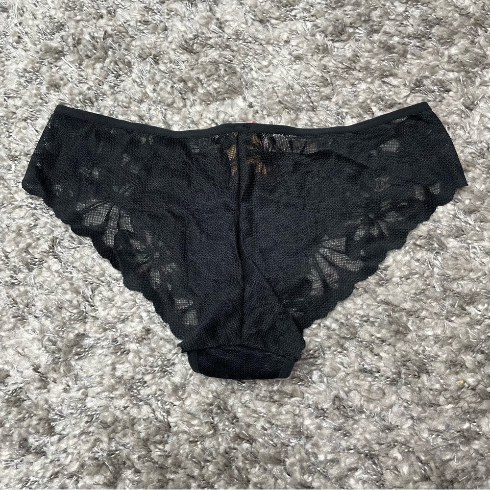 PINK Victoria's Secret Black Lace Underwear- size M